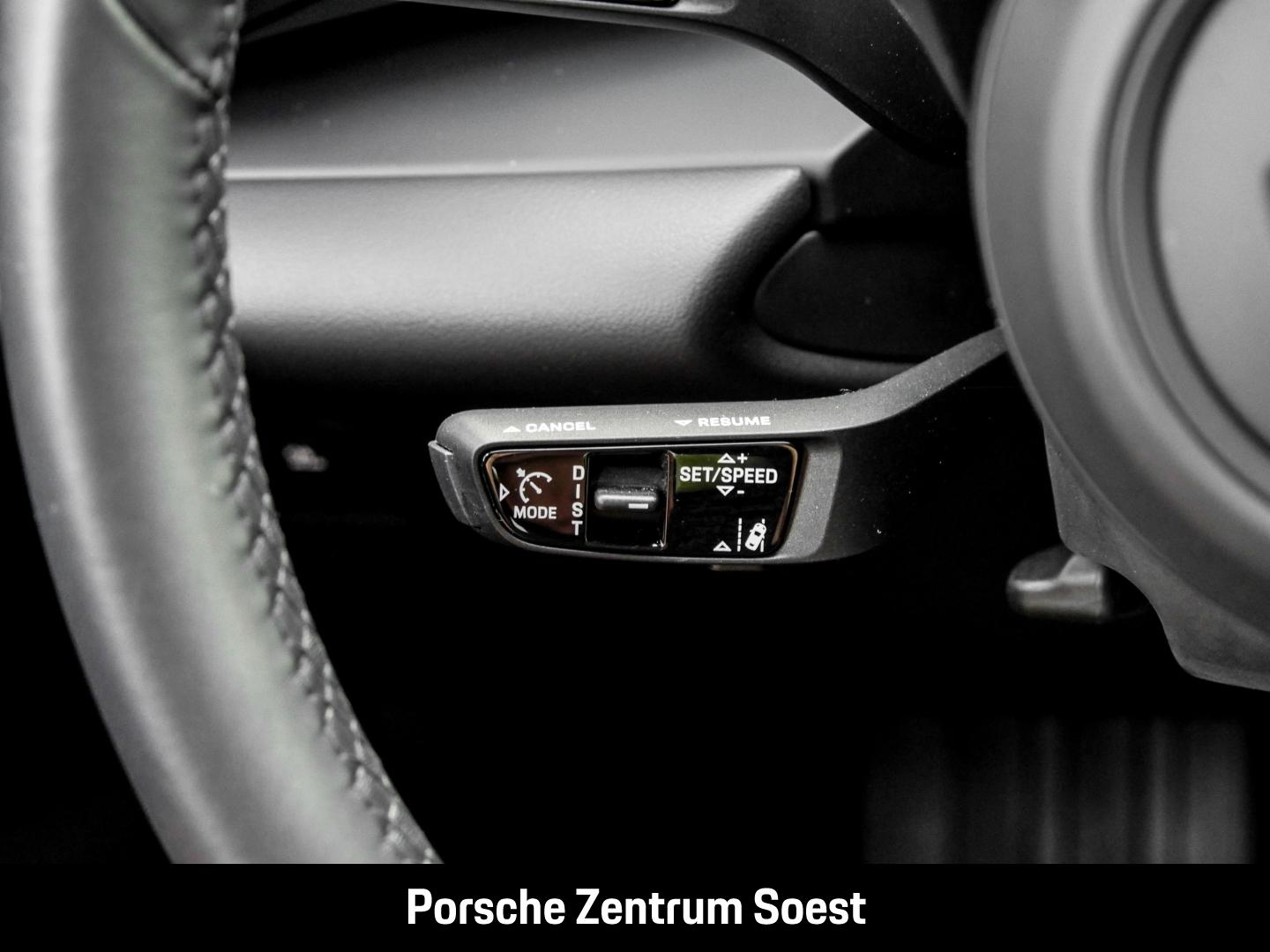 Porsche Macan Electric Basis/21-Zoll/Panoramadach/BOSE