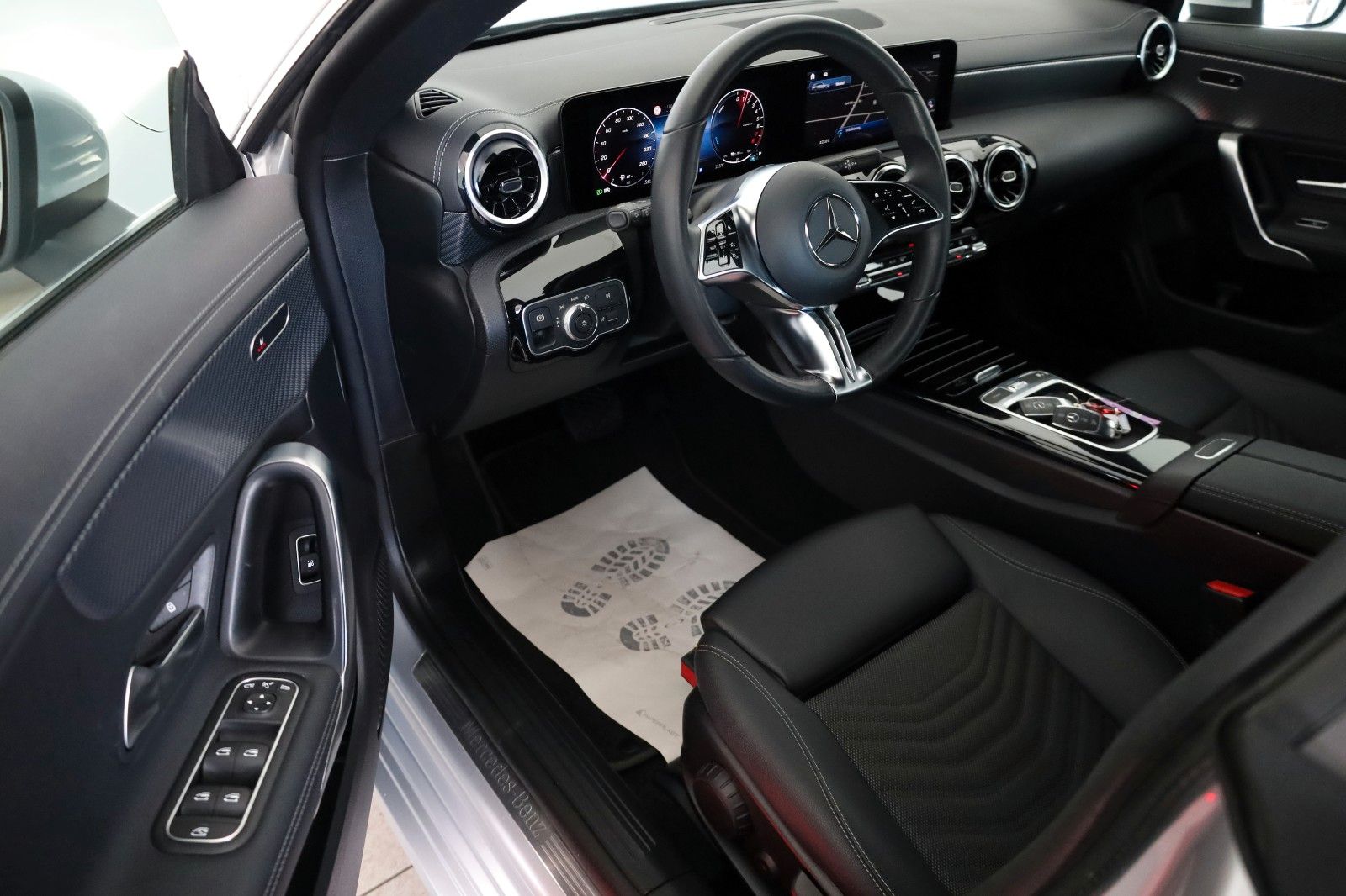 Fahrzeugabbildung Mercedes-Benz CLA 250 e SB,Leder,Navi,LED,SH,Kamera, Facelift!