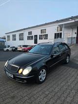 Mercedes-Benz Mercedes benz E280 CDi mit dem robusten Re... - Mercedes-Benz E 280 in Düsseldorf