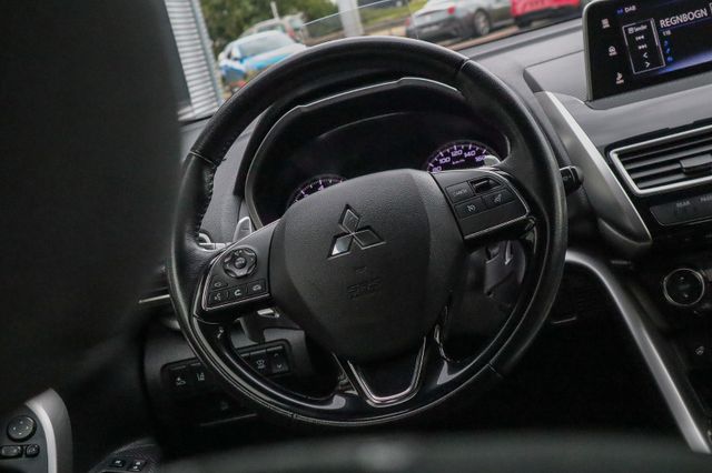 Fahrzeugabbildung Mitsubishi Eclipse Cross 1.5T 2WD CVT Intro Edit HUD 1.Hand