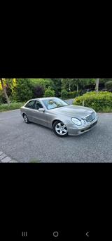 Mercedes-Benz Mercedes benz E 270 - Mercedes-Benz E 270 mit Diesel-Antrieb