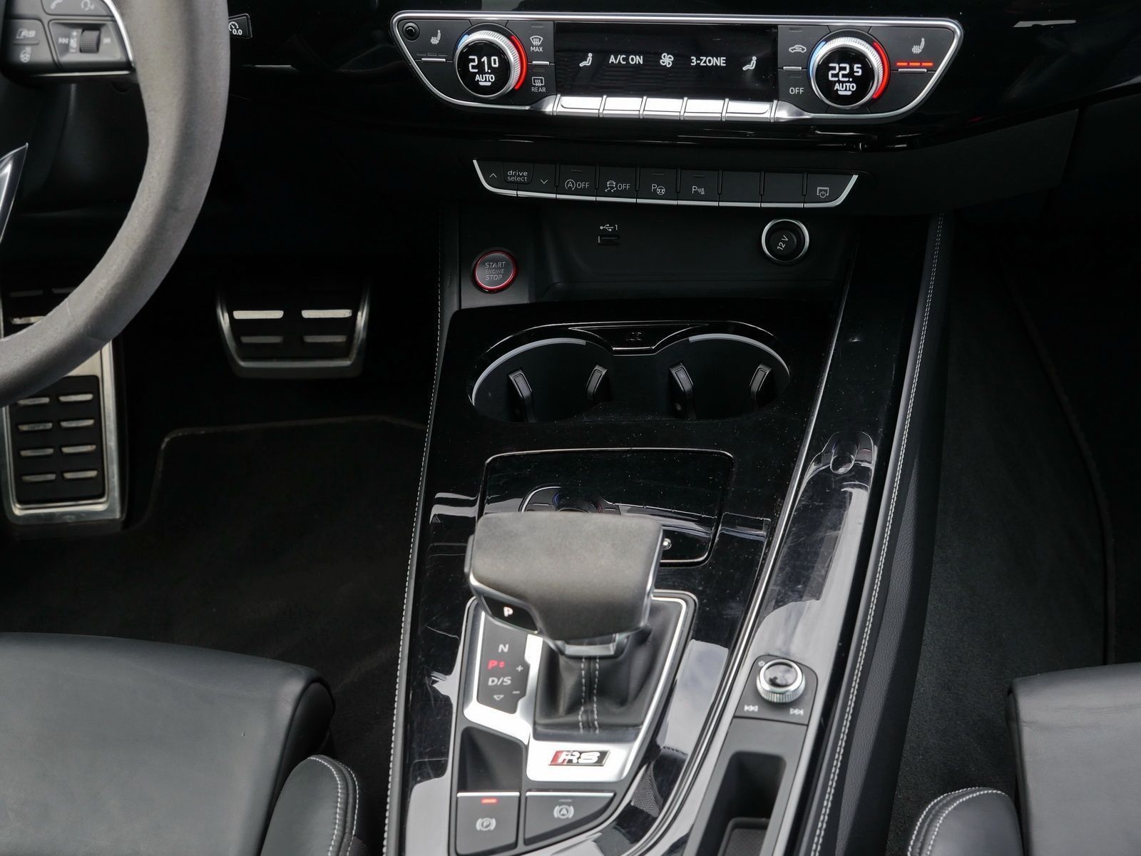 Audi RS4 - Bild 7