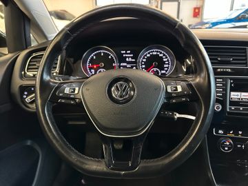 MYAUTOCENTER – Gebraucht- und Jahreswagen mit Werkstattservice in Pfaffenhofen Volkswagen Golf VII Variant Highline BMT *R Line*Navi*Xenon