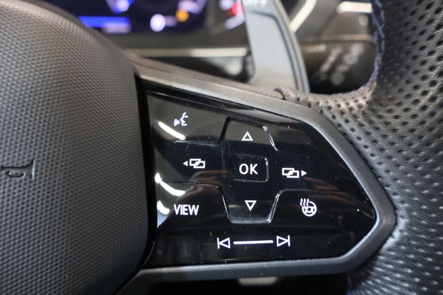 Volkswagen Tiguan R 2.0 TSI 4M HK+HUD+AID+360°+PANO+20"