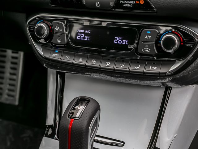 Hyundai i30 cw 1.0 Pure Fernlicht-Assistent