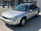 Ford Mondeo 1.8 16V~RENTNERFAHRZEUG~Tüv 08/26~ - Ford Mondeo aus 1999: Kombi