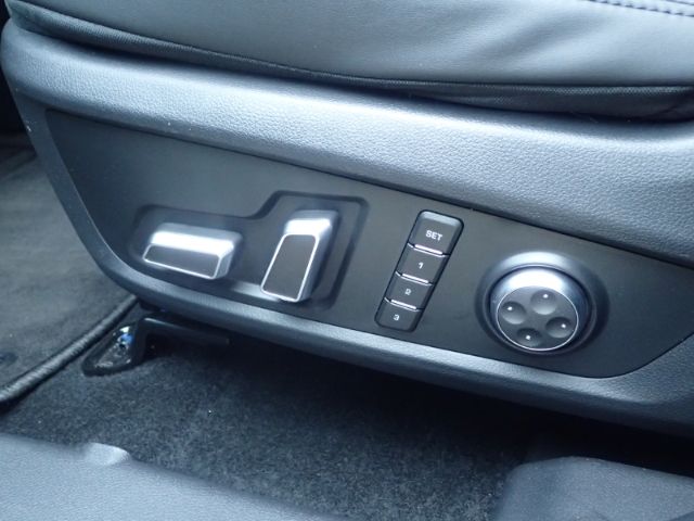 Fahrzeugabbildung DFSK Fengon 7 2.0 GDI 4x4 2,5t AHlast Navi PanoD 7Sit