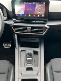Fahrzeugabbildung CUPRA Leon ST VZ 1.4 e-HYBRID DSG Kamera Pano DCC ACC
