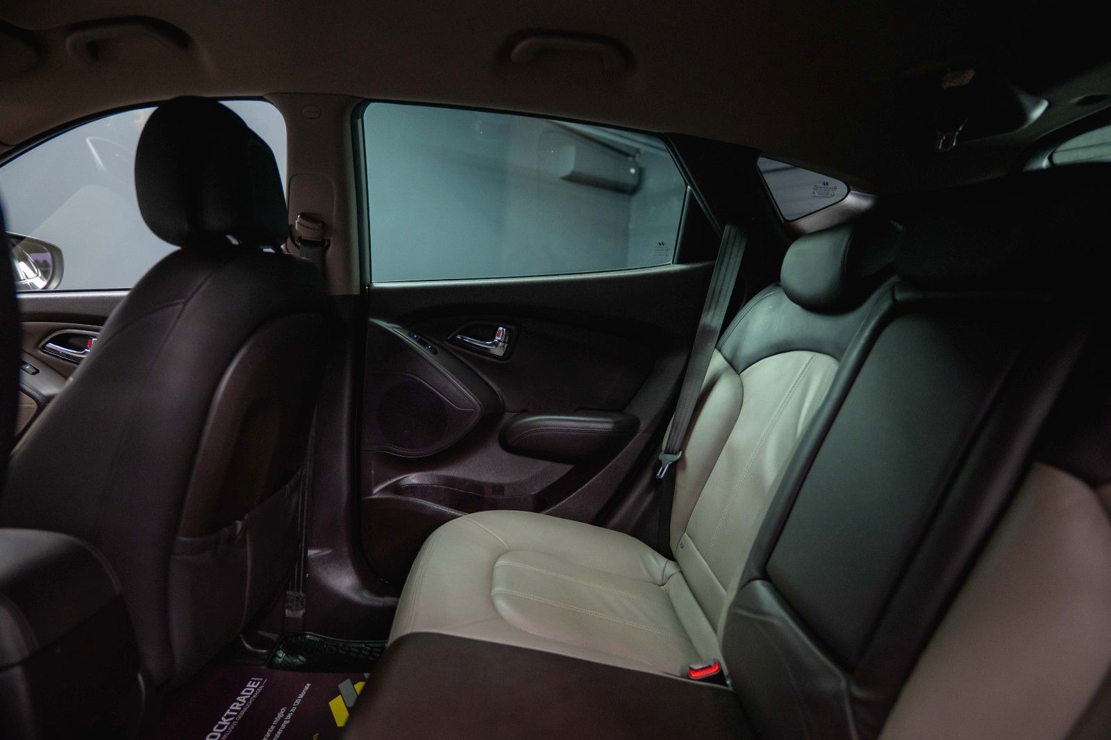 Fahrzeugabbildung Hyundai ix35 Premium AWD Autom. *Kamera*Navi*TÜV Neu*LED