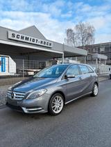 Mercedes-Benz B 200 B B 200/LED/LEDER/GARANTIE - Mercedes-Benz B 200 in Bremen