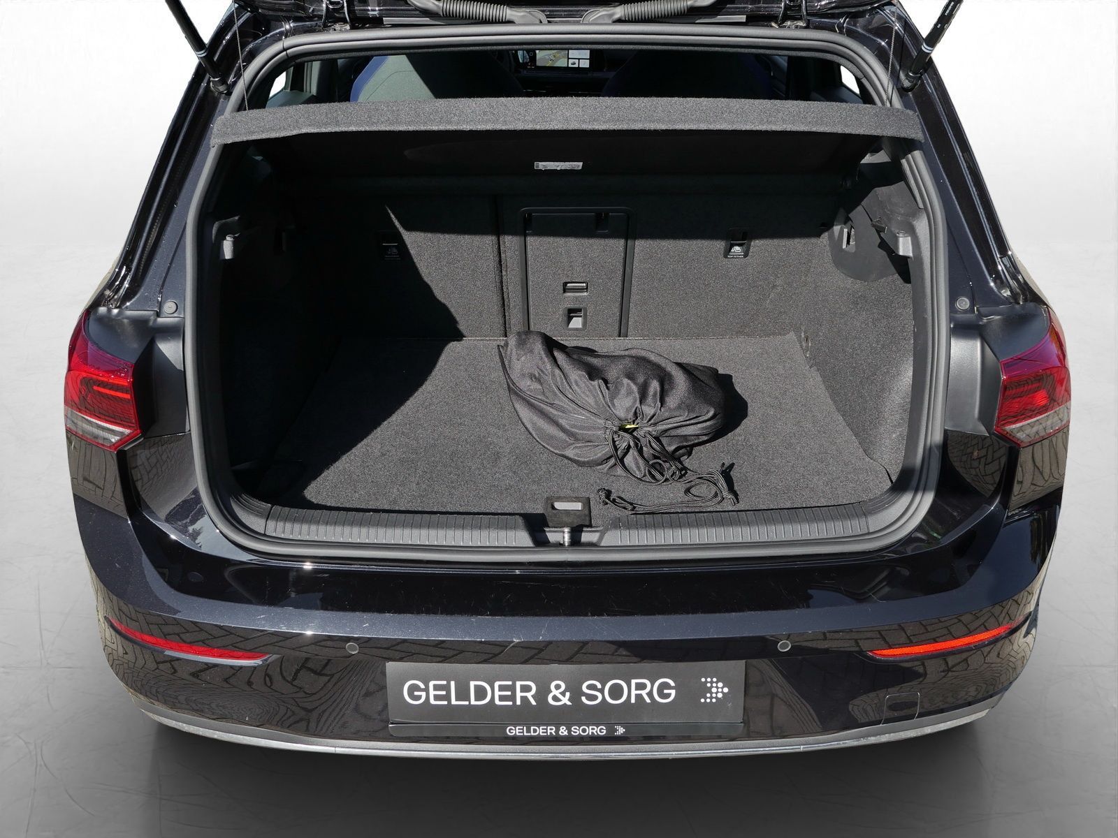 Volkswagen Golf - Bild 12
