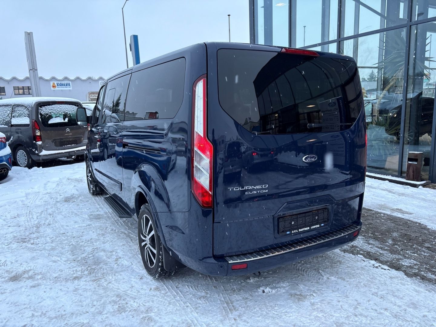 Fahrzeugabbildung Ford Tourneo Custom Kombi 320 L2 Titanium X TotWinkAs