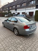 BMW E90 320d 3. Hand - BMW 320: D E90