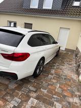 BMW 540d xDrive Touring A - - BMW 540: Weiß