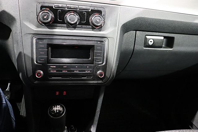 Caddy 1.0 TSI Trendline KLIMA SHZ PDC TEMPOMAT