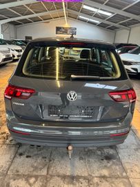 Volkswagen Tiguan - 8