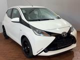 Toyota Aygo AYGO x-play Klima Bluetooth Tempomat Usb - Toyota Gebrauchtwagen in Frankfurt