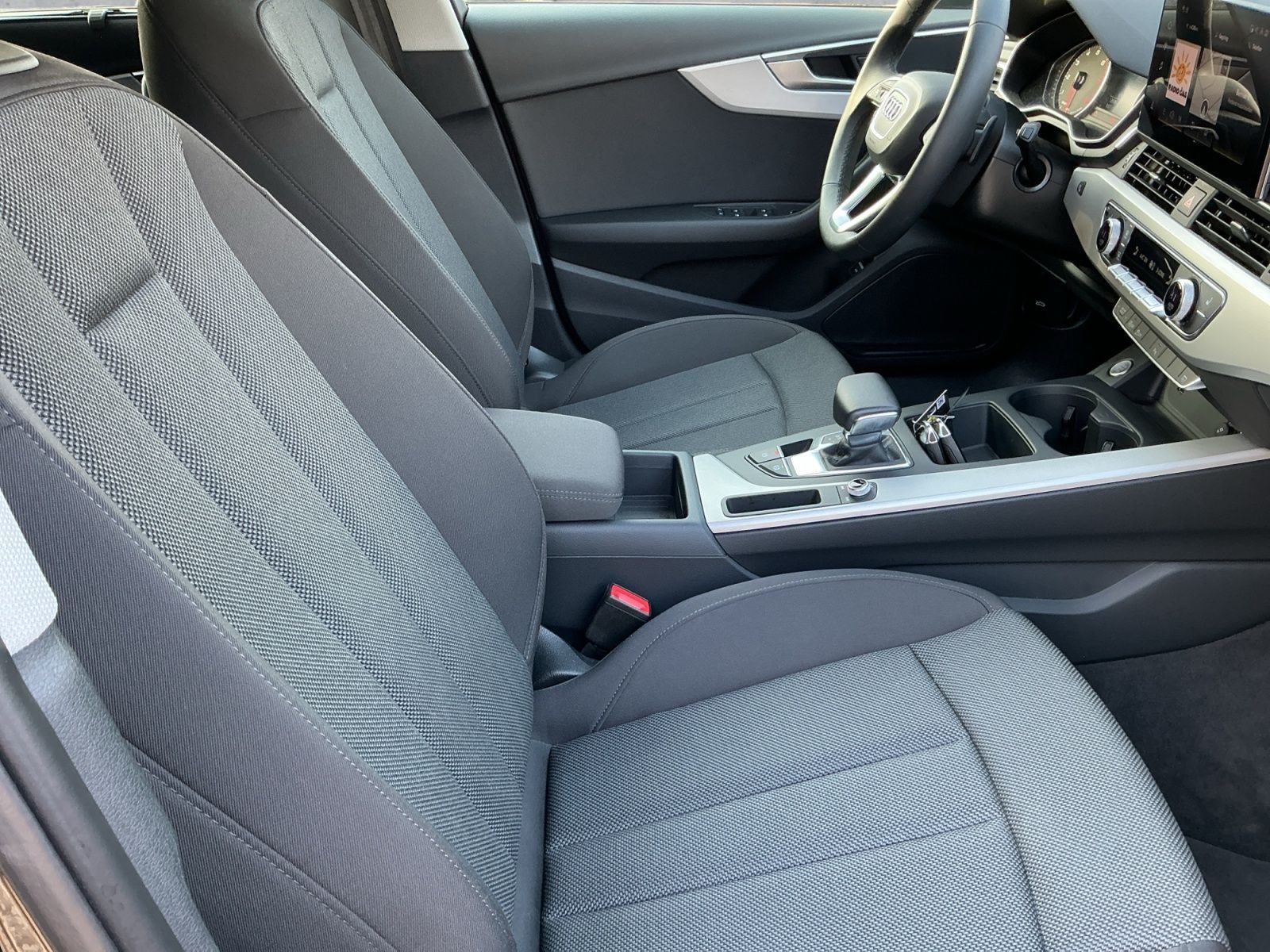 Audi A4 - Bild 13