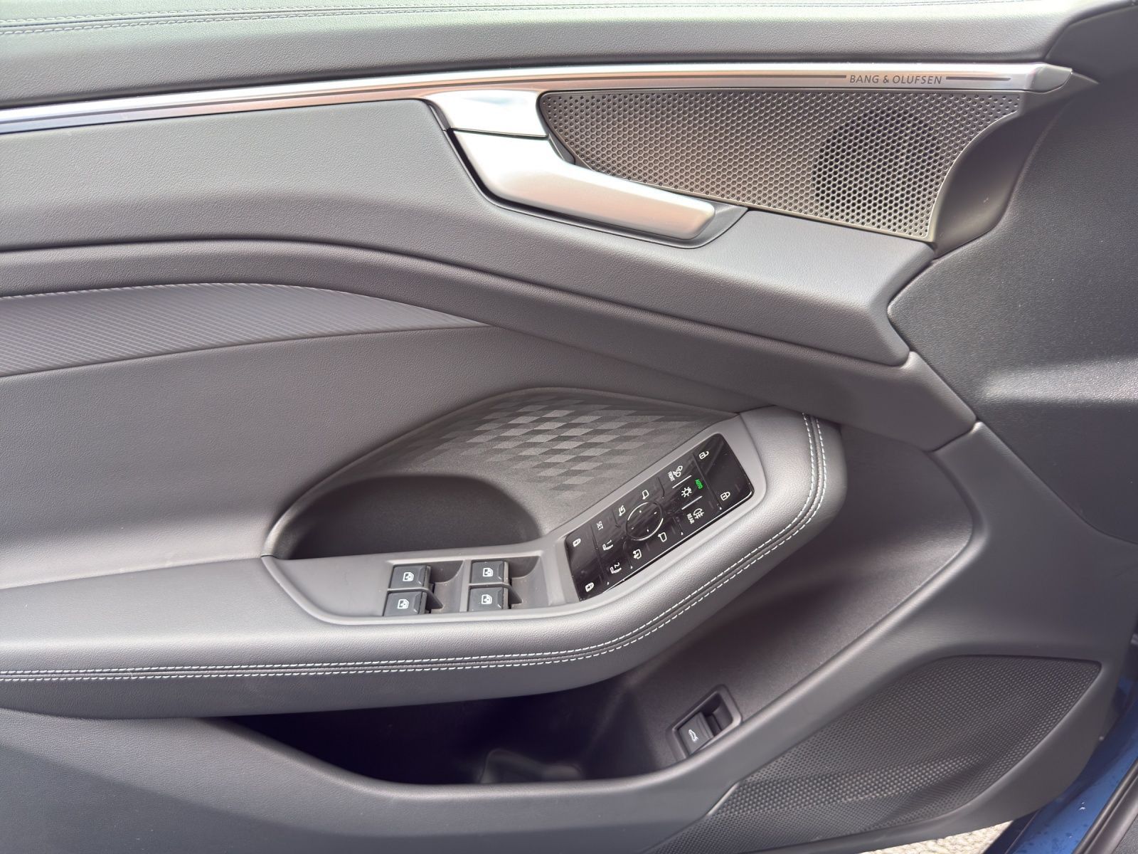 Audi A6 - Bild 8