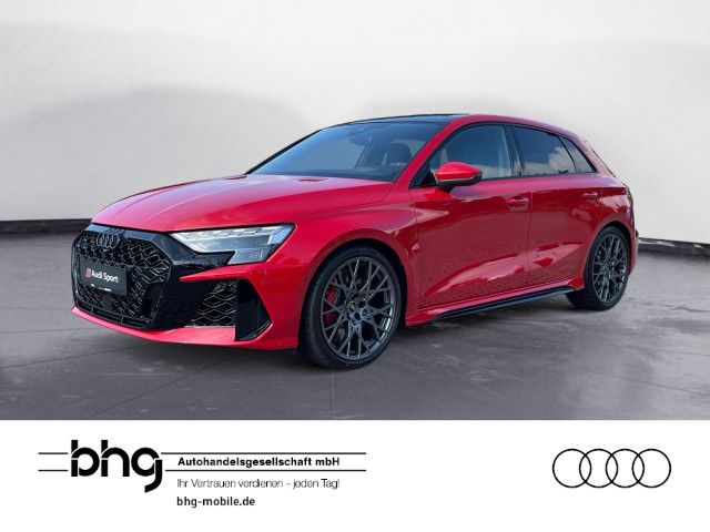 Audi RS 3 Sportback 294(400) kW(PS) S tr onic