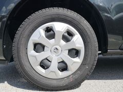 Fahrzeugabbildung Trafic Combi L2H1 3,0t Life 2.0 BLUE dCi 110 9 S