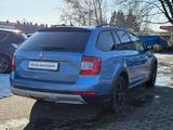 Skoda Octavia Combi Scout 4x4 DSG AHK NAVI CARPLAY - Skoda: Combi Scout