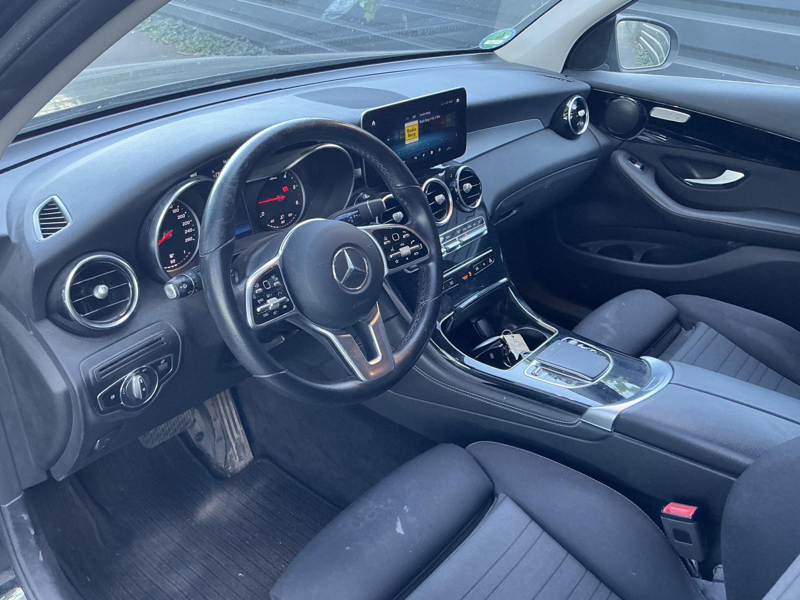 Mercedes-Benz GLC 220 d 4Matic Navi Spurassist. ACC LED SHZ