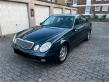 Mercedes-Benz Mercedes Benz E220 CDI W211 Limo Aut. Euro 4 - gebrauchte Mercedes-Benz E 220 aus dem Jahr 2002