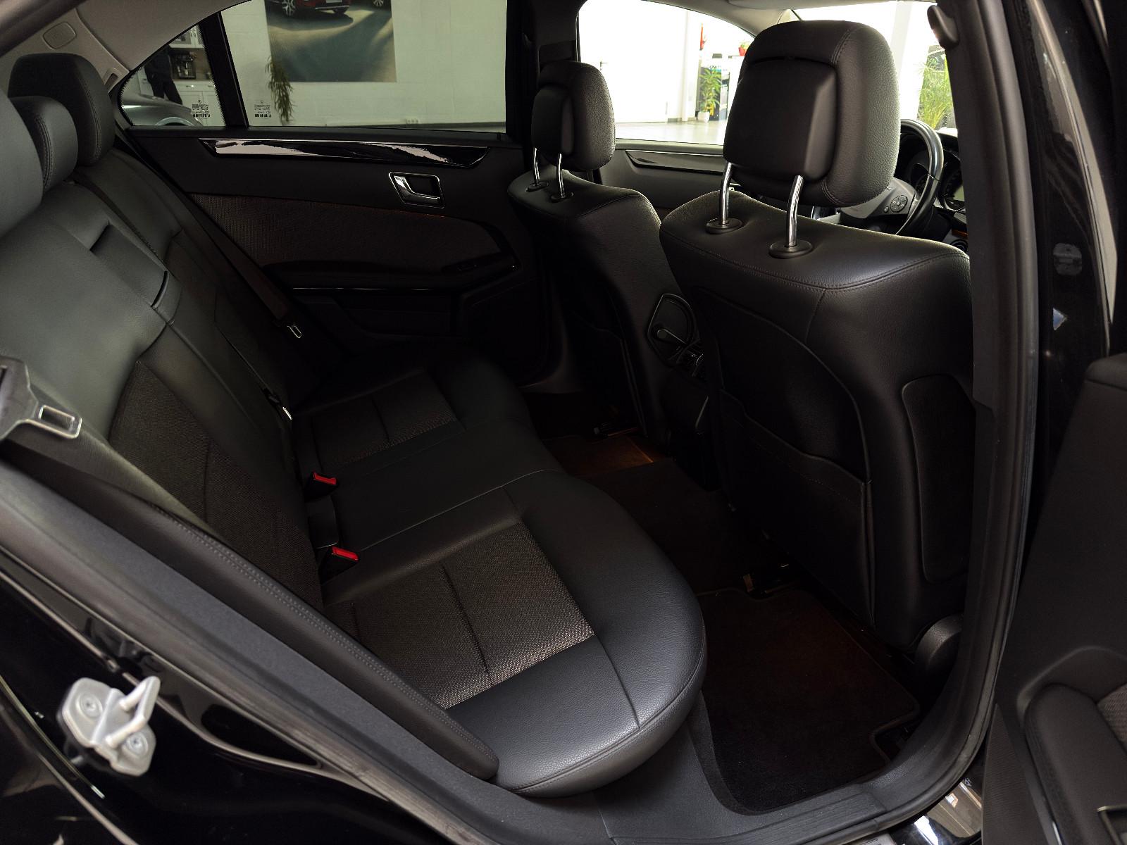 Mercedes-Benz E 200 Avantgarde, TÜV NEU,Automatik, Navi, Xenon