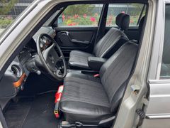 MERCEDES-BENZ 280 E W123 **1. HAND**