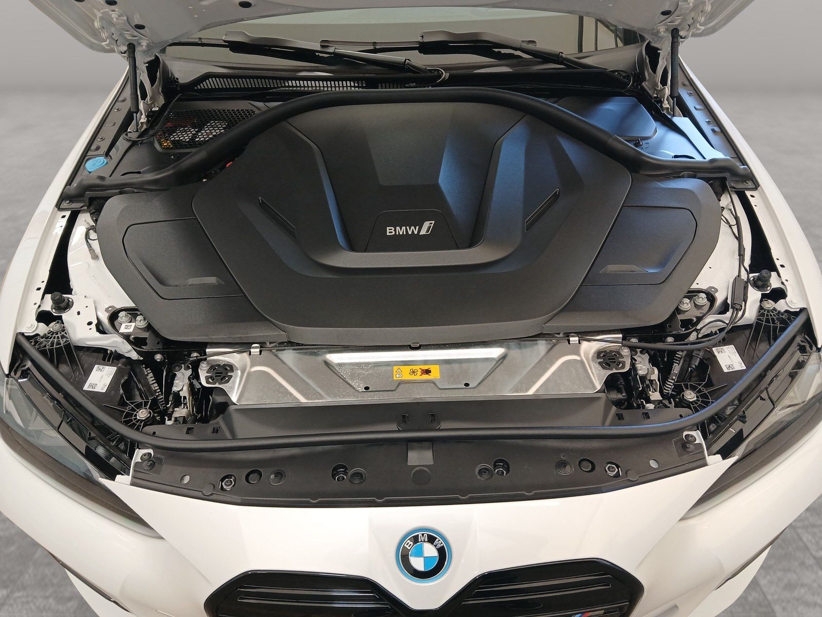 BMW i4 - Bild 14