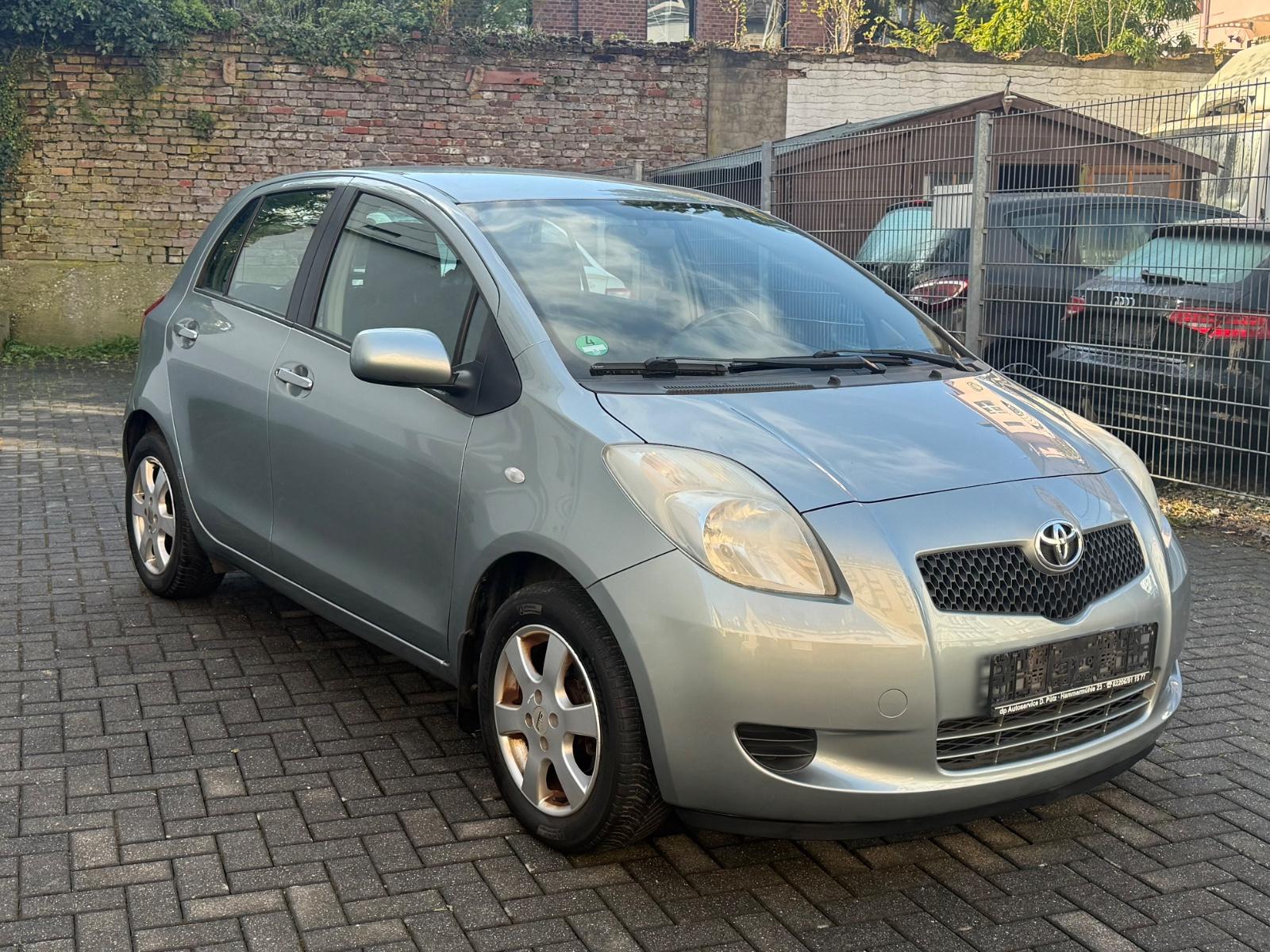 Toyota Yaris 1.3 VVT-i Cool