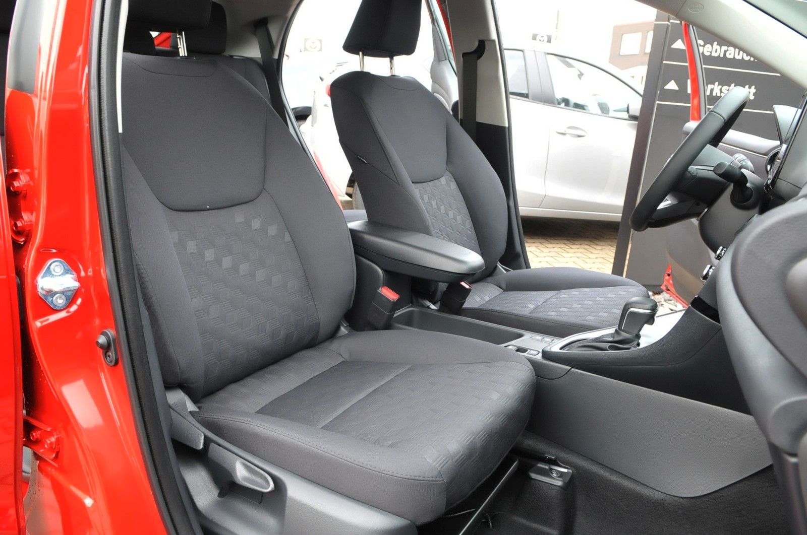 Mazda 2 Hybrid - Bild 31