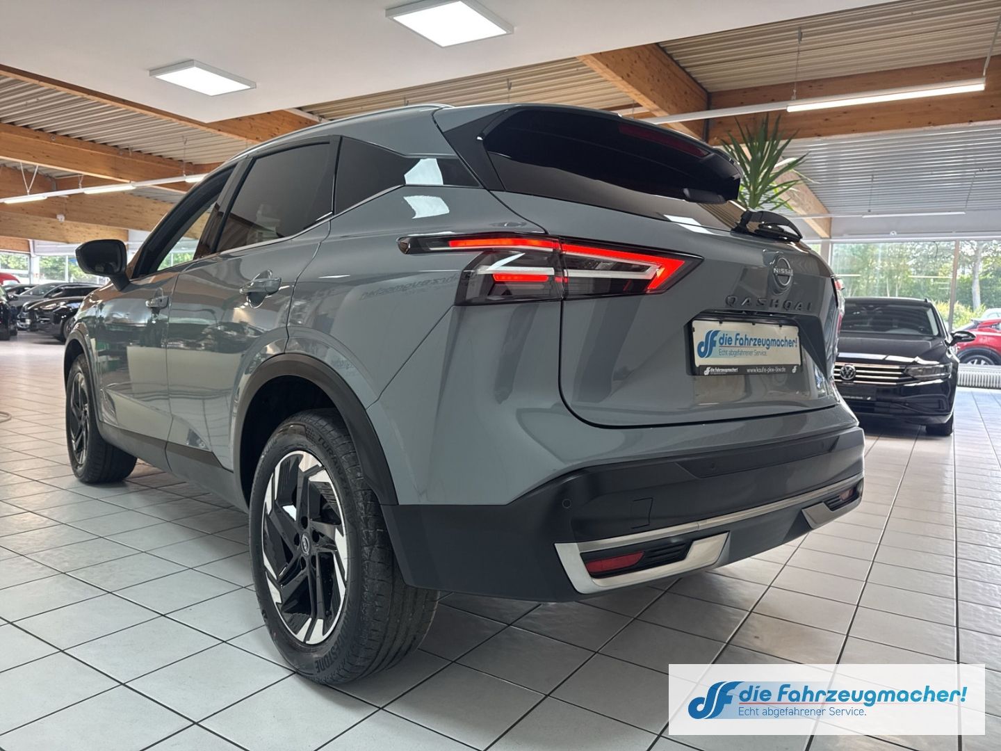 Fahrzeugabbildung Nissan Qashqai N-Connecta Navi 360 Kamera LED Apple Car