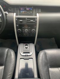 Land-Rover Discovery Sport - 12