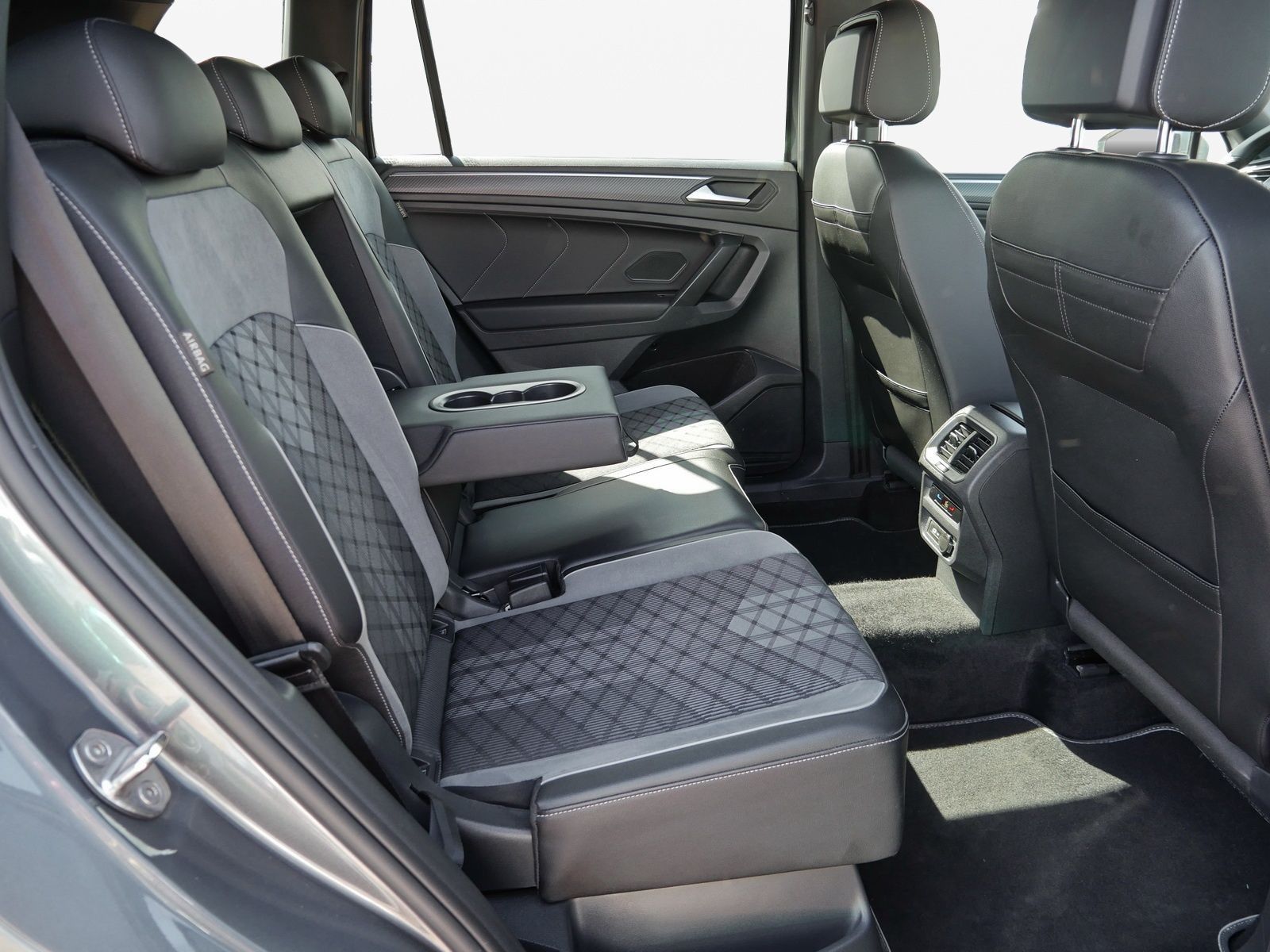 Volkswagen Tiguan Allspace - Bild 16