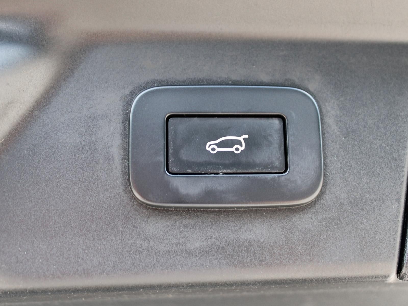 Fahrzeugabbildung Land Rover Range Rover Velar D300 R-Dynamic SE