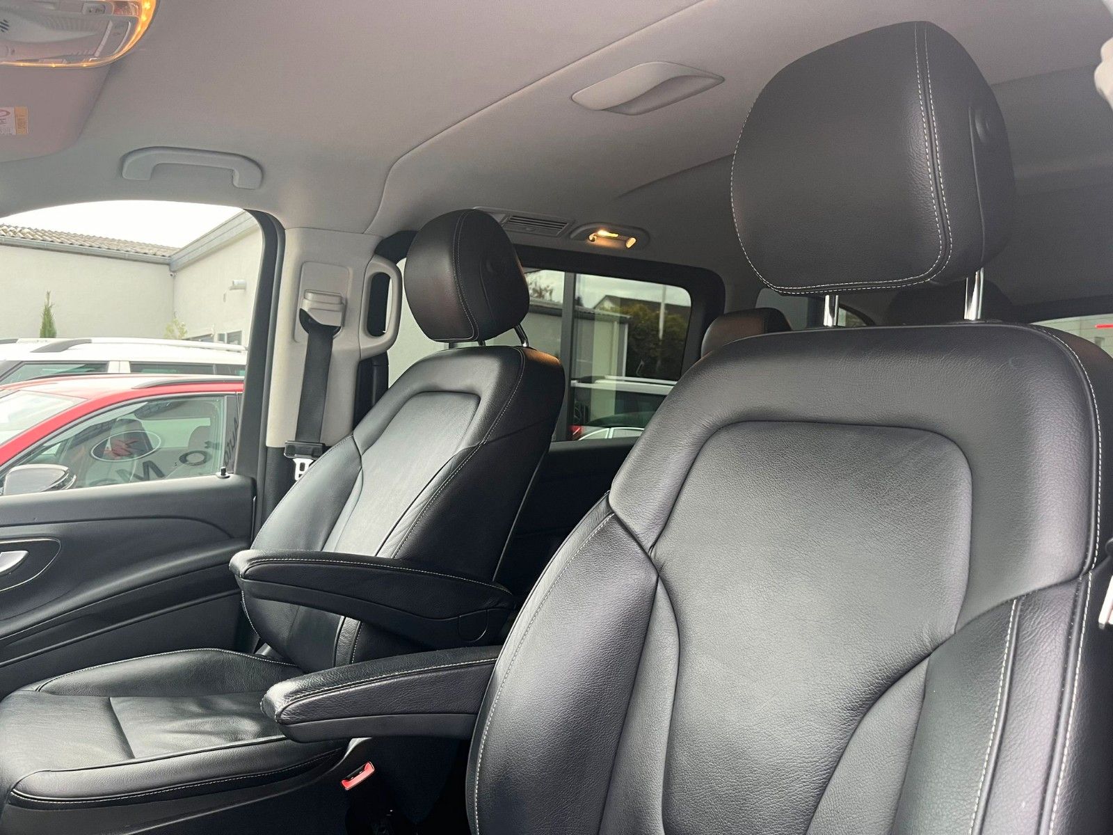 Fahrzeugabbildung Mercedes-Benz V 250 CDI Edition 4Matic Bluetec Kompakt