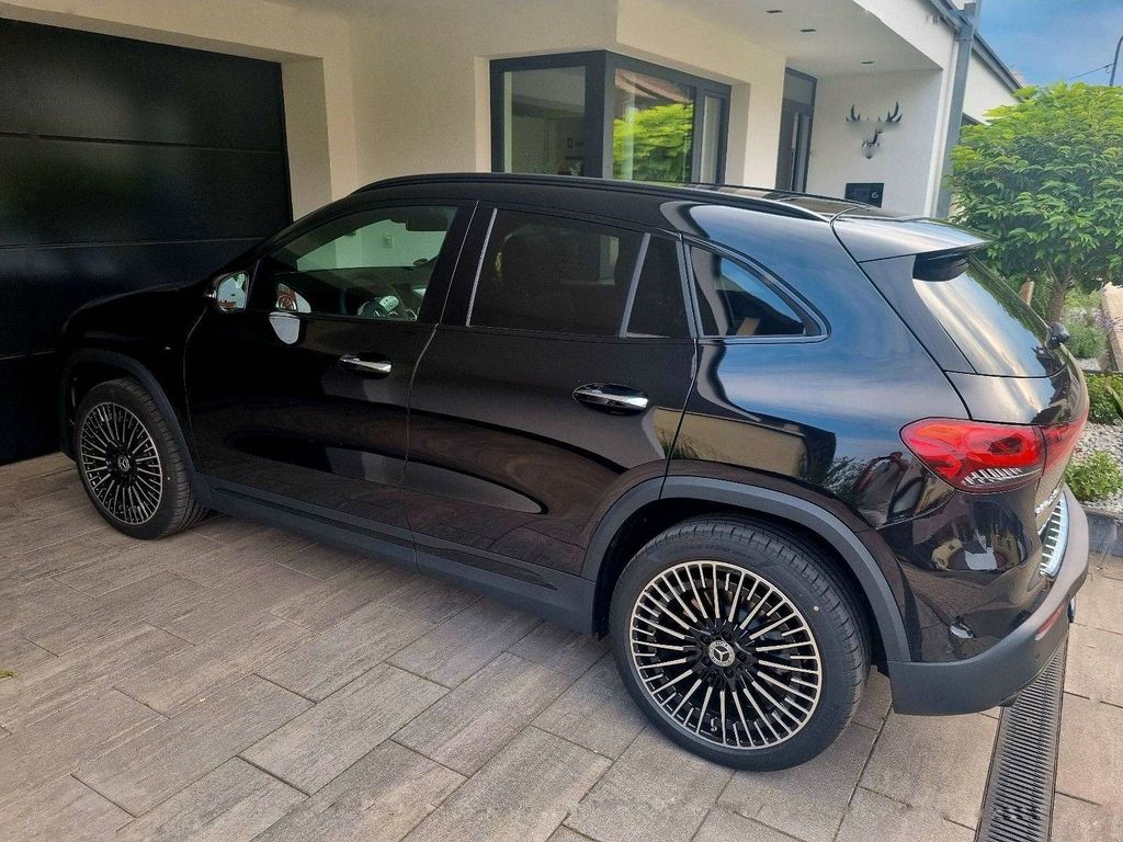 Image of Mercedes-Benz EQA