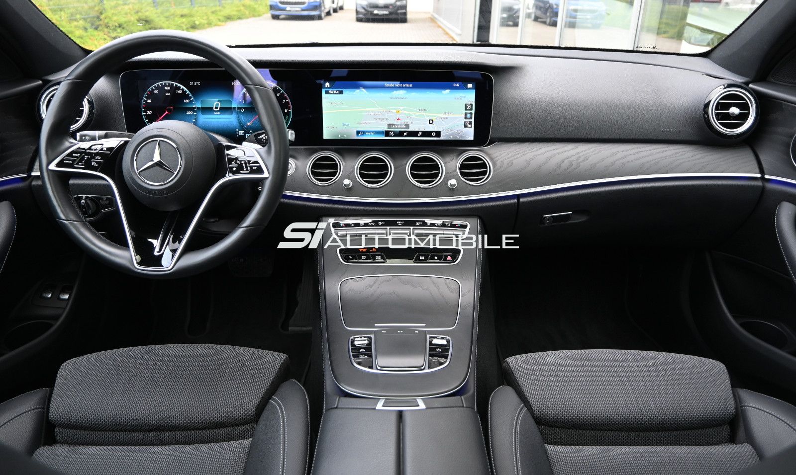 Fahrzeugabbildung Mercedes-Benz E 300 e Lim. °NIGHT°ACC°PANO°MULTIBEAM°8-FACH°