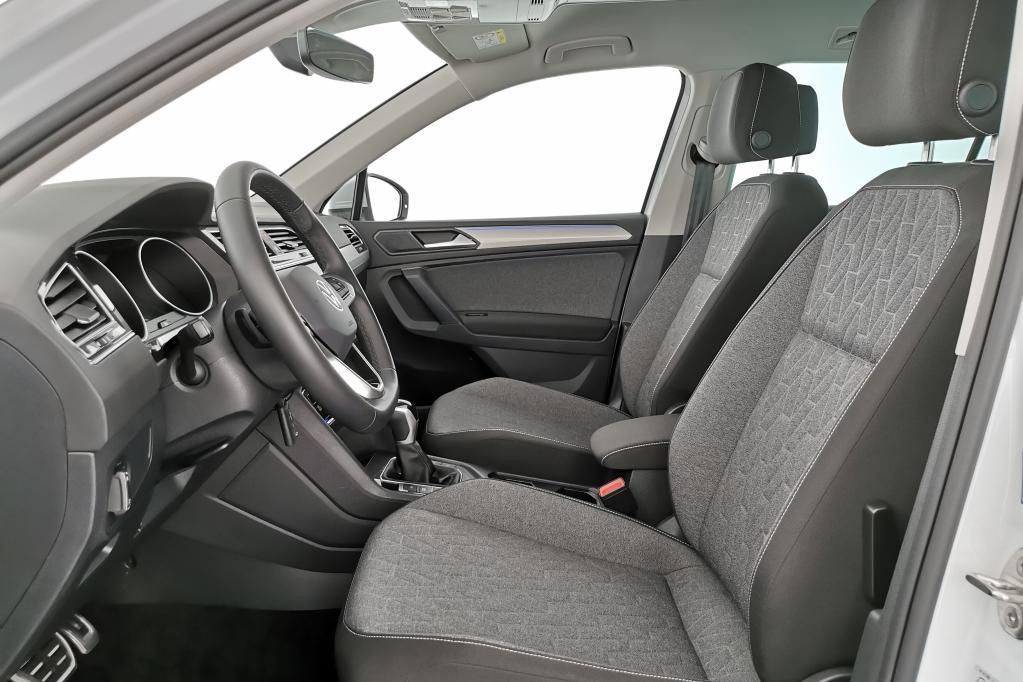 Volkswagen Tiguan Life MOVE 1.5 TSI DSG AHK*RFK*PDC*Tempo