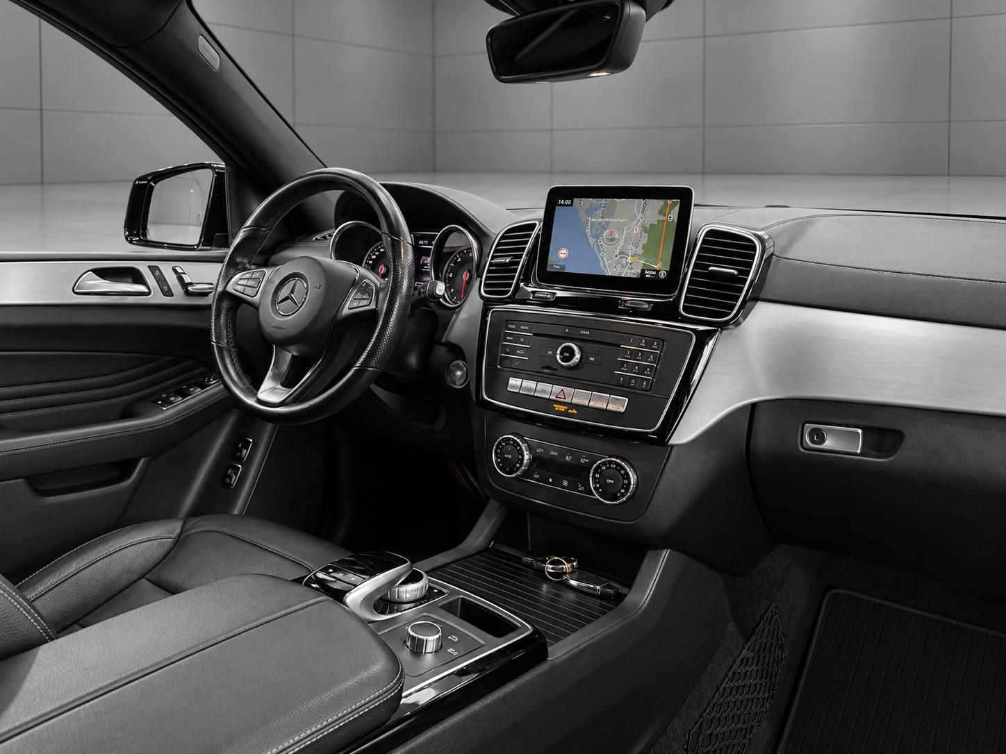 Mercedes-Benz GLE 350 4Matic*LED*LEDER*KAMERA*NAVI*TOTWIN*AHK*