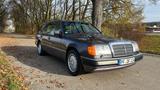 Mercedes-Benz 280 TE S124 W124 E-Klasse - Mercedes-Benz 280 mit Benzin-Antrieb: Leder, Kombi