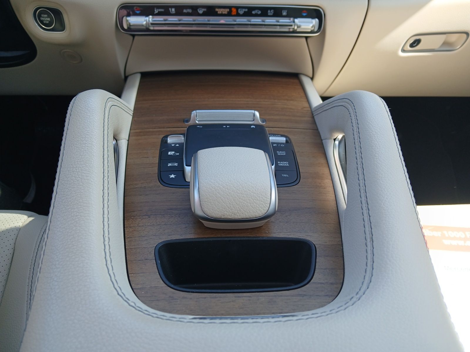 Fahrzeugabbildung Mercedes-Benz GLE 350 de 4Matic 9G AMG-Line Pano