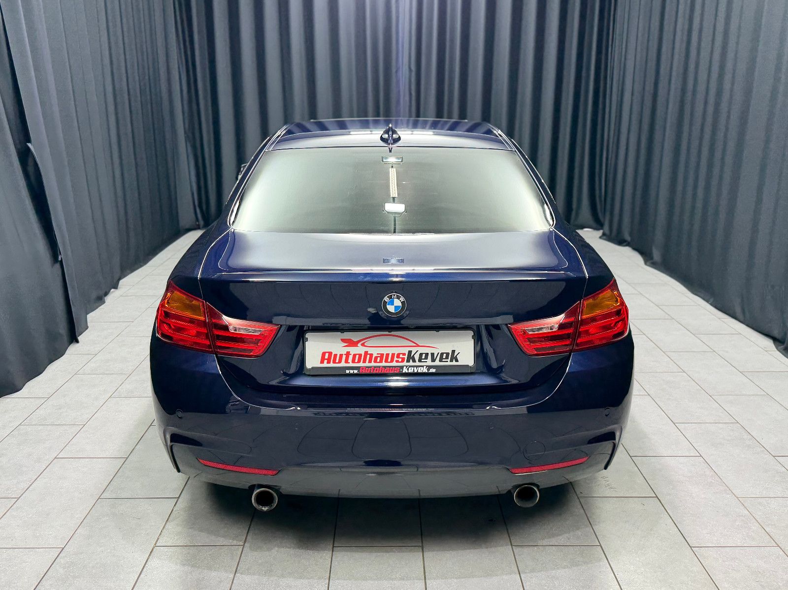 Fahrzeugabbildung BMW BMW 435i xDrive Coupe M Sport|INDIVIDUAL|H/K|HuD