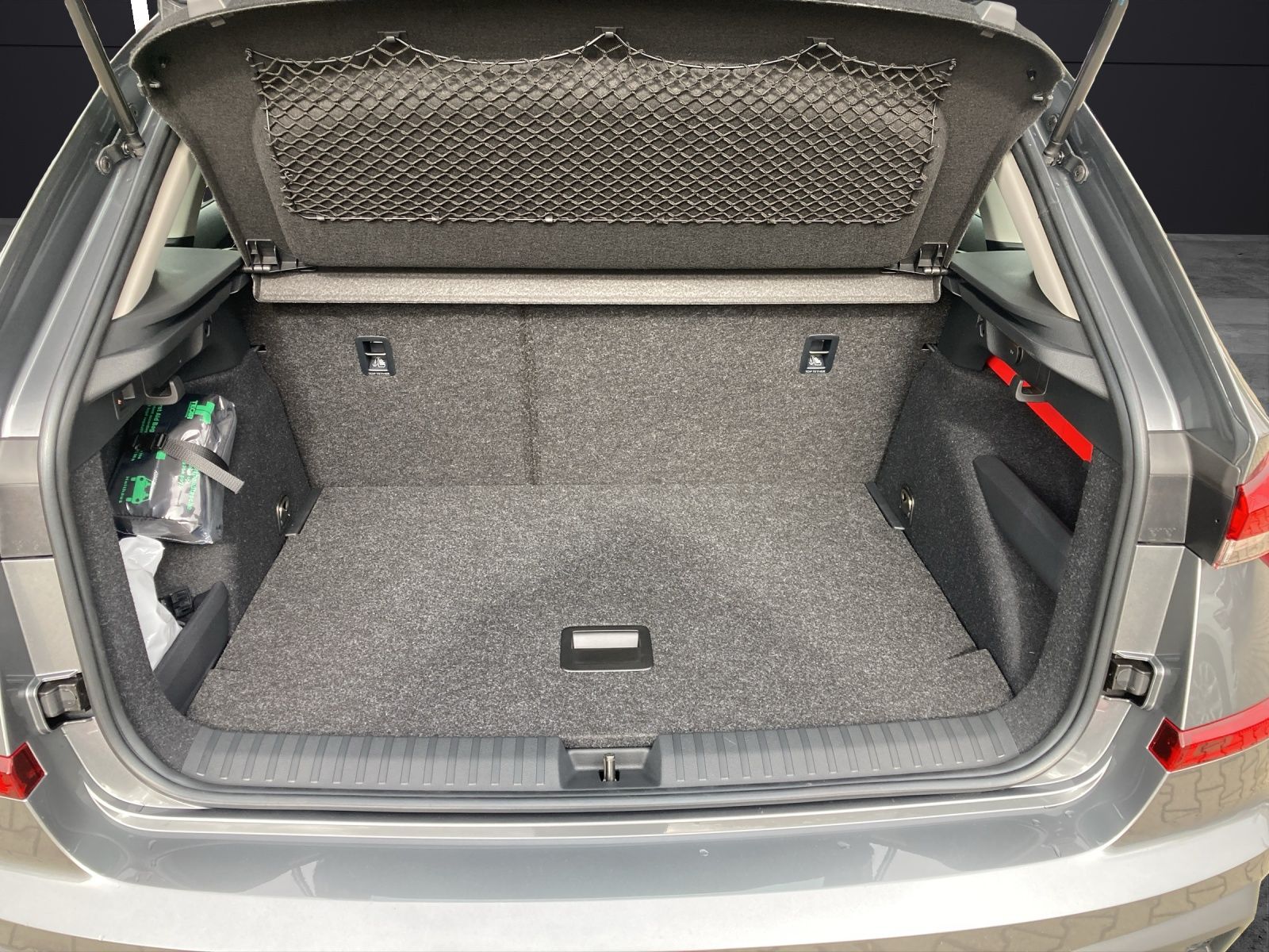 Fahrzeugabbildung SKODA Kamiq 1.0 TSI Essence DSG SHZ LED AHZV