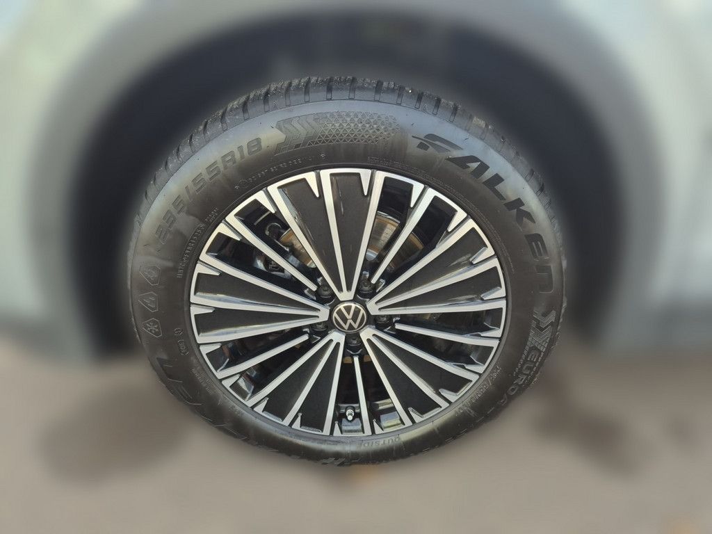 Tiguan 1.5 eTSI Elegance *DSG*MATRIX*STANDH*AHK*