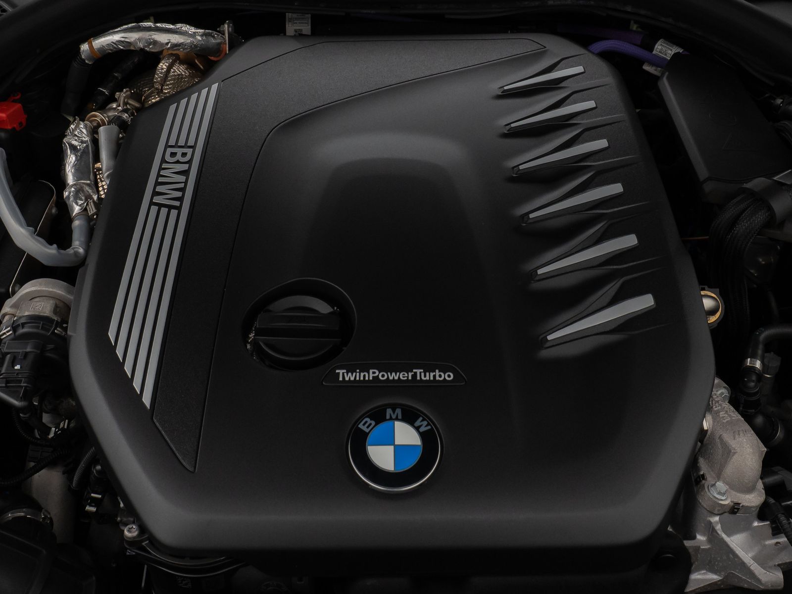 Fahrzeugabbildung BMW 540d xD M Sport Pro Kamera HUD DAB H/K AHK Alarm