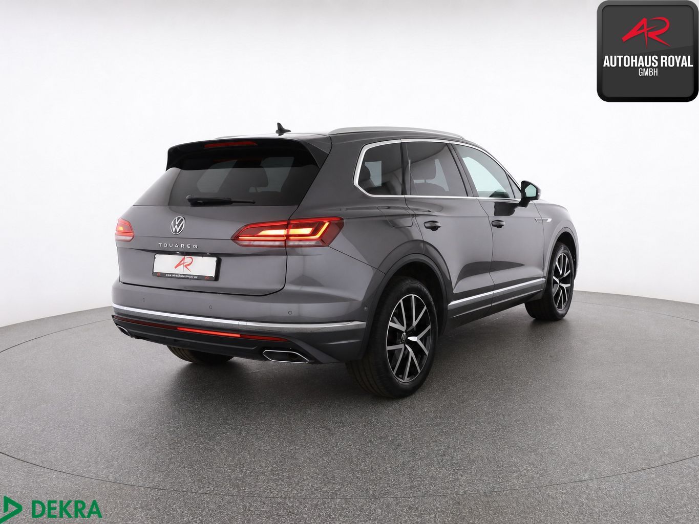 Volkswagen Touareg 3.0 TSI 4M ATMOSPHERE DYNAUDIO,360° HUD foto 5