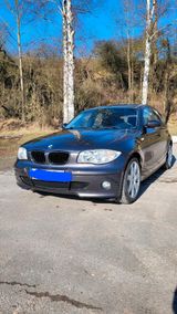BMW BWM E 87 120i - BMW 120 aus 2005: 120i